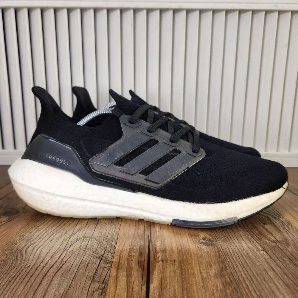 Adidas UltraBoost 21 Men's 11.5 Core Black White Athletic Sneakers Shoes FY0378